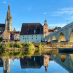 Regensburg Stadtansicht. Dom und Steinerne Brücke